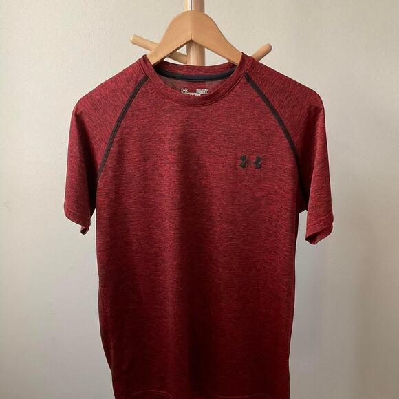 Under Armour Red and Black Men's T-Shirt Heat Gear SM - Picture 1 of 6